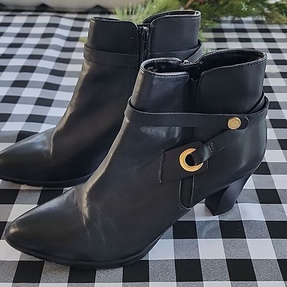 Anne Klein Black Leather Upper Pointed Chelsey I~flex ankle boot Stylish Strap - Picture 1 of 16